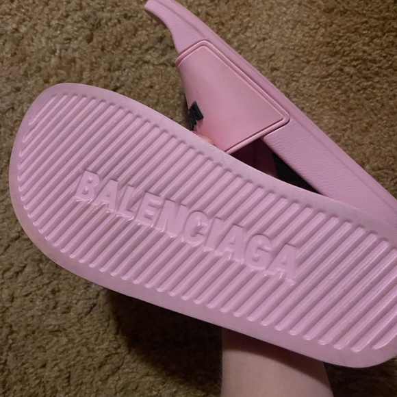 - Balenciaga slides - Picture 2 of 2